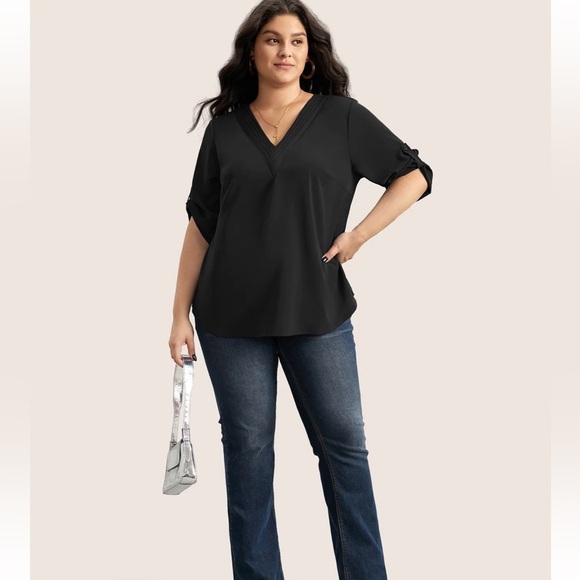 BloomChic Plus Size V Neck Plain Pleated Tab Sleeve Blouse - Picture 4 of 5